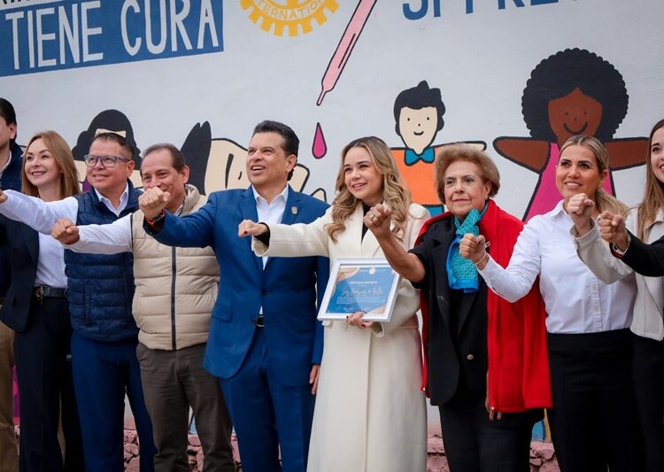 DIF Victoria y Club Rotario Ciudad Victoria Bicentenario presentaron el mural “End Polio Now”