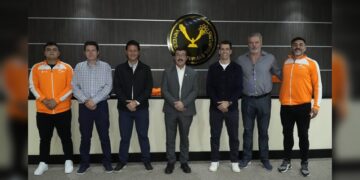 Da rector bienvenida al nuevo DT del Correcaminos UAT