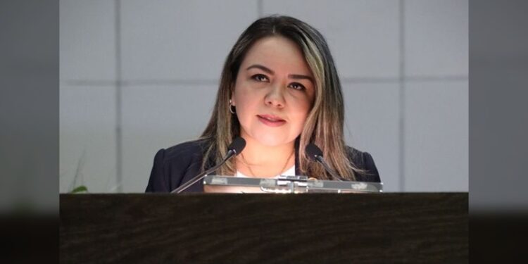 Expone diputado crisis de 10 mil familias que viven sin electricidad en Tamaulipas