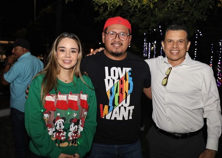 Encienden Lucy y Lalo Gattás fiestas navideñas en la Capital