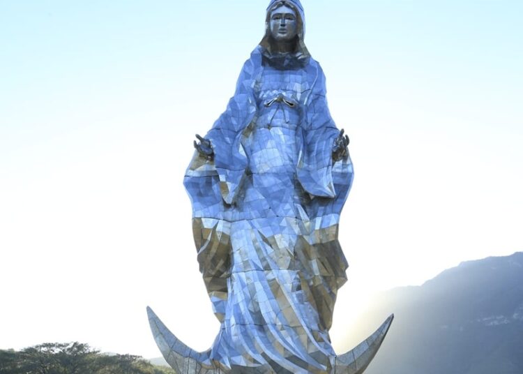 Entrega Américo este viernes la monumental escultura de la Virgen de la Misericordia