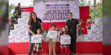 Entrega DIF Tamaulipas más de 100 mil dotaciones navideñas de desayunos escolares