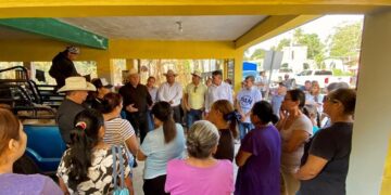 Entrega navideña de alimentos beneficia a 2 mil 500 familias en Altamira