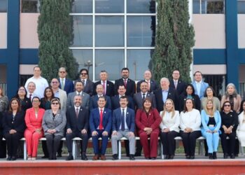 Evalúa rector avances de la UAT al cierre del ciclo escolar