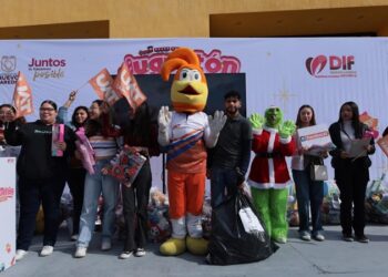 Exitosa participación ciudadana en la colecta Drive Thru del “Juguetón 2025”