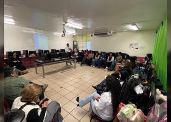 Fortalece SET bienestar docente con taller de desarrollo humano