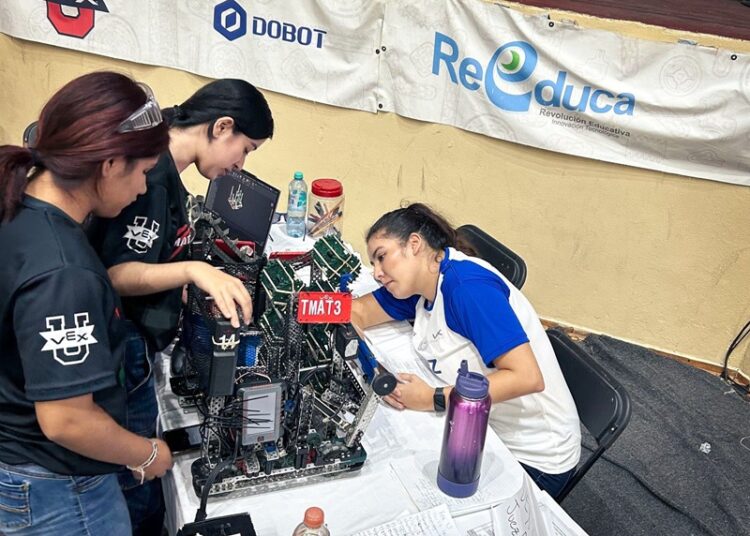 Gana equipo TMAT de la UT Matamoros subcampeonato internacional de robótica