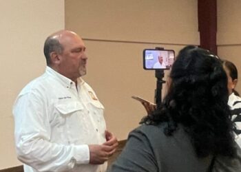 “El bolsillo seguirá igual”: empresarios cuestionan incremento al salario mínimo