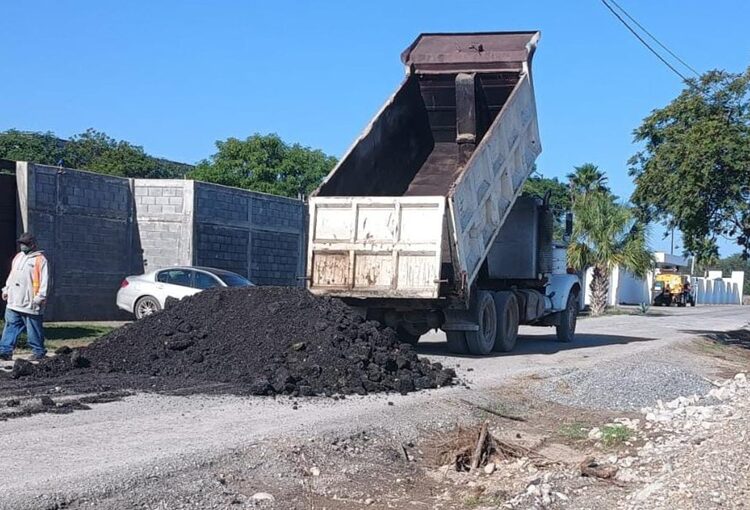 Intensifica Municipio trabajos de bacheo en periodo vacacional