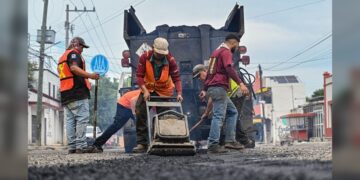 Intensifica Municipio trabajos de bacheo en periodo vacacional