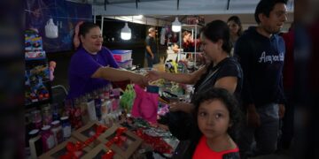 Invita gobierno de NLD al Bazar Navideño 2025 para impulsar el comercio local