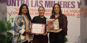 Katya Echazarreta inspira con “Un Espacio Sin Límites” en INMUJER