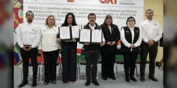 Otorgará la UAT becas a hijos de trabajadores del SUTSPET