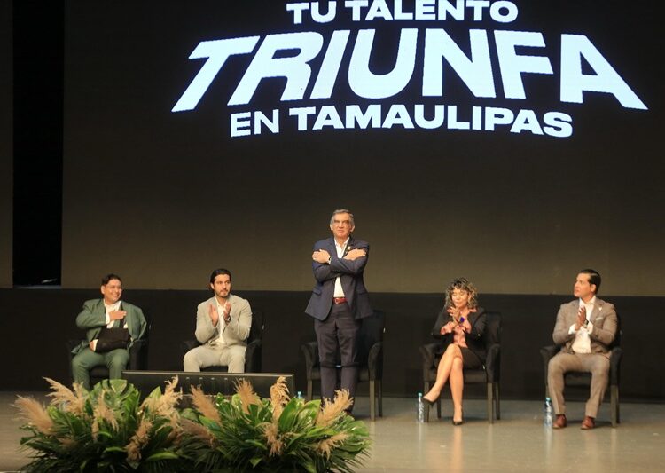 Premia Américo Villarreal a la juventud y al deporte tamaulipeco