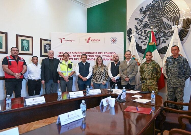 Preside Lalo Gattás sesión del Consejo Municipal de Protección Civil