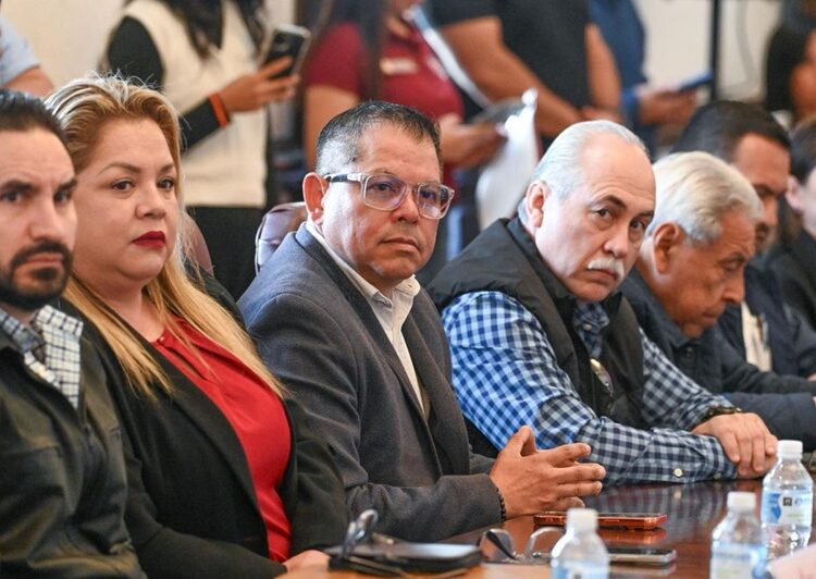 Preside Lalo Gattás sesión del Consejo Municipal de Protección Civil