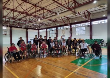 Promueve NLD actividades inclusivas con exhibición de básquetbol sobre silla de ruedas