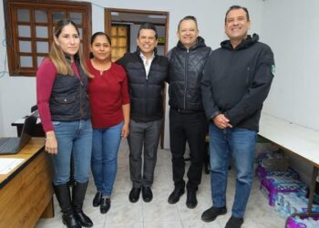 Reconoce y agradece alcalde Lalo Gattás trabajo de personal administrativo