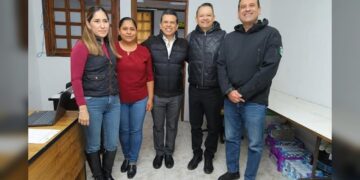 Reconoce y agradece alcalde Lalo Gattás trabajo de personal administrativo