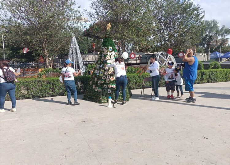 “Sin ellos no hay Navidad”: la ausencia también marchó en Reynosa