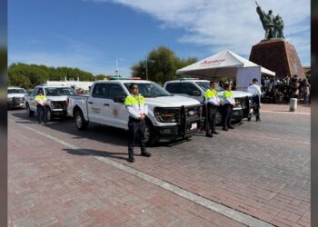 Tránsito y vialidad de NLD emite recomendaciones para conducir seguro en festividades decembrinas