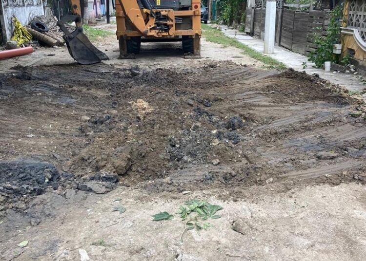 Acelera COMAPA Altamira la reparación de socavones