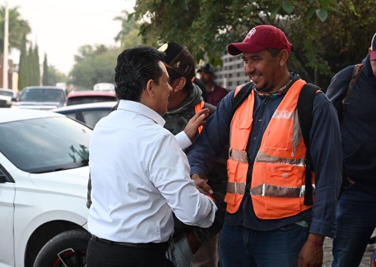 Acuerdan Lalo Gattás y sindicato del Municipio trabajar en unidad