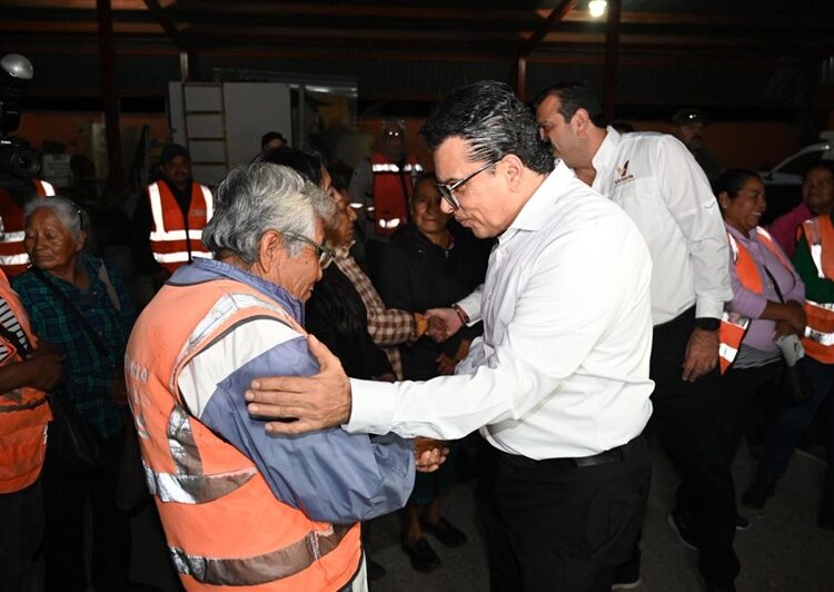 Acuerdan Lalo Gattás y sindicato del Municipio trabajar en unidad