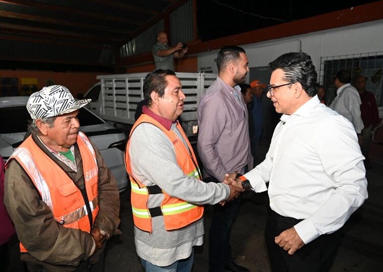 Acuerdan Lalo Gattás y sindicato del Municipio trabajar en unidad