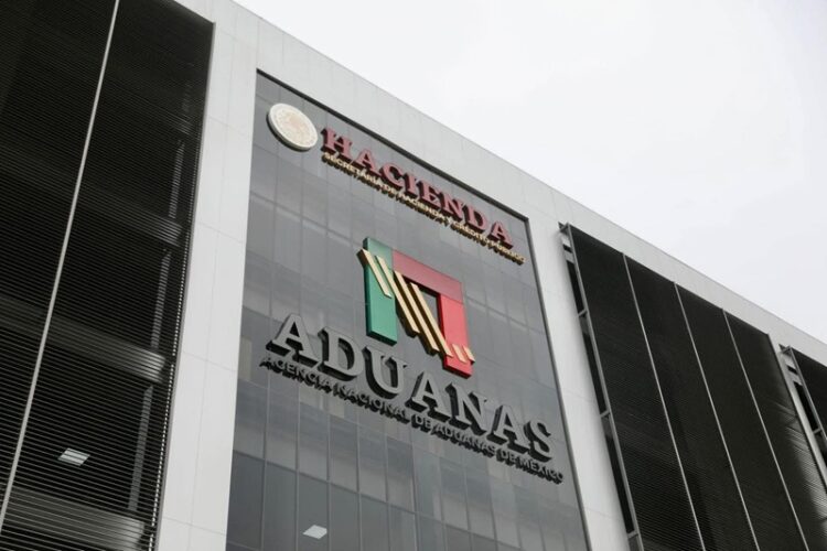 Un gobernador muy movido