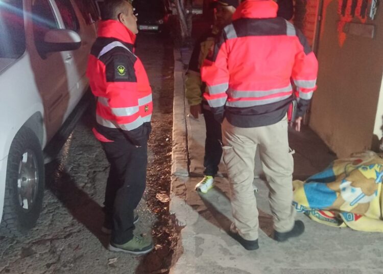 Asiste PC de Victoria a 17 personas por frío extremo