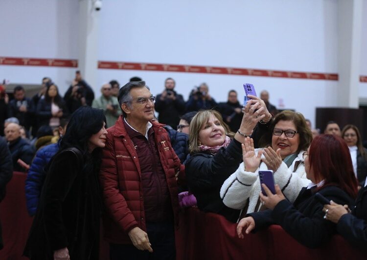 Aumento salarial y pensiones seguras garantiza Américo a las y los trabajadores del Estado