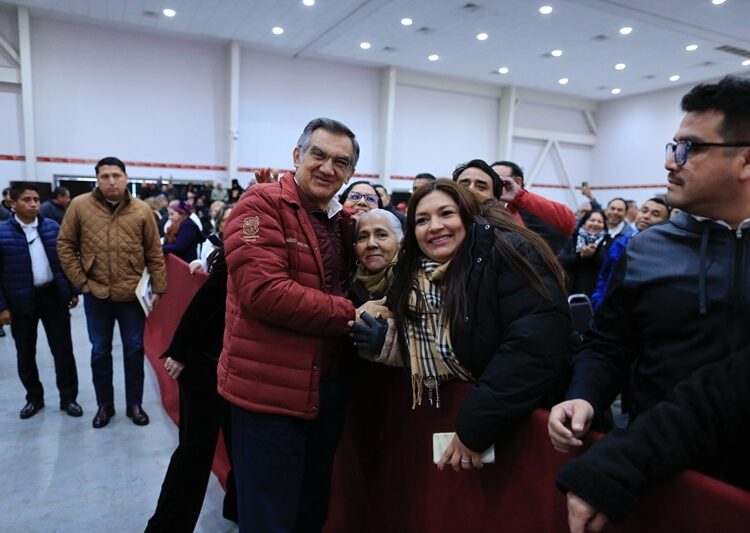 Aumento salarial y pensiones seguras garantiza Américo a las y los trabajadores del Estado