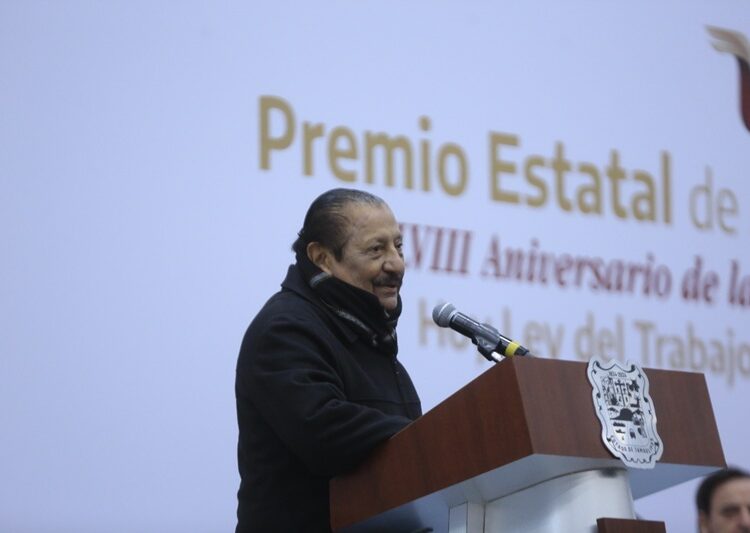 Aumento salarial y pensiones seguras garantiza Américo a las y los trabajadores del Estado