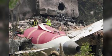 Accidente aéreo dejó 5 muertos en la India