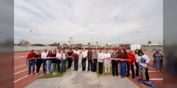 Carmen Lilia entrega obras de infraestructura deportiva en colonia Nueva Era