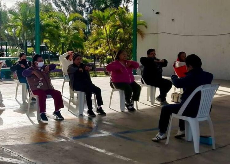 Cuida DIF Altamira el bienestar de las y los abuelitos