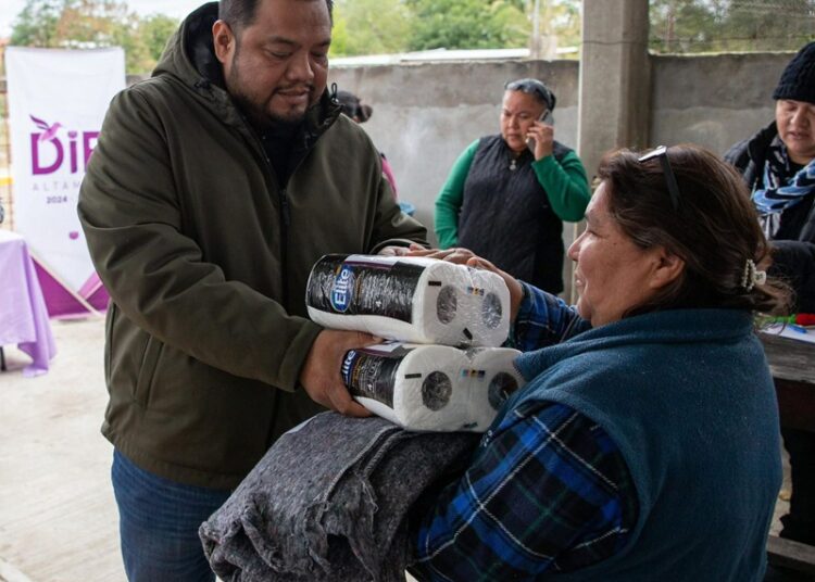 DIF Altamira lleva abrigo y esperanza a Río Tamiahua