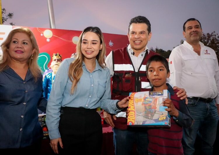 DIF Victoria y gobierno municipal celebran el ‘Día de Reyes’ con familias de la colonia Altas Cumbres