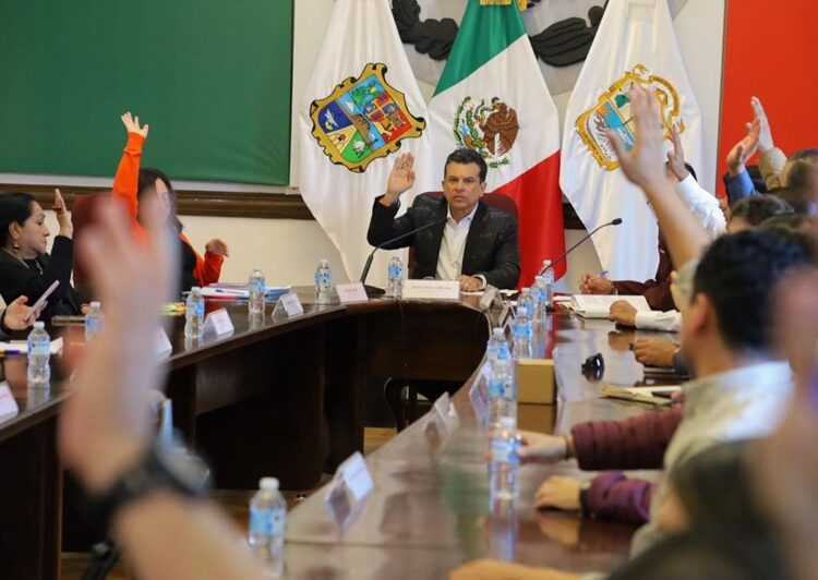 Entrega Cabildo reconocimiento a destacado deportista victorense