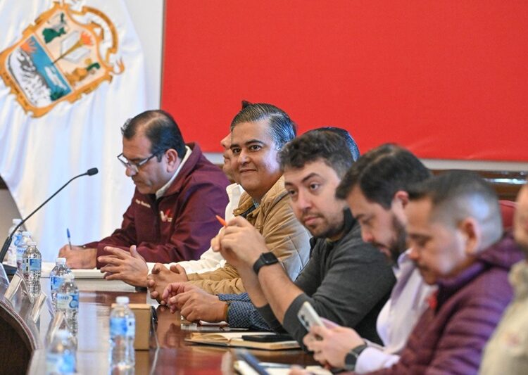 Entrega Cabildo reconocimiento a destacado deportista victorense