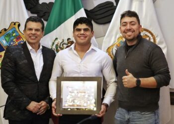 Entrega Cabildo reconocimiento a destacado deportista victorense