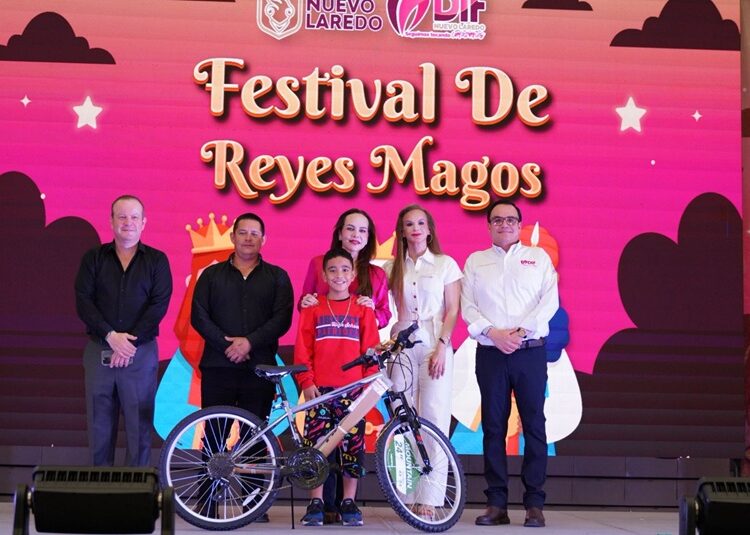 Festival de Reyes Magos 2026 llena de sonrisas y magia el Polyforum La Fe