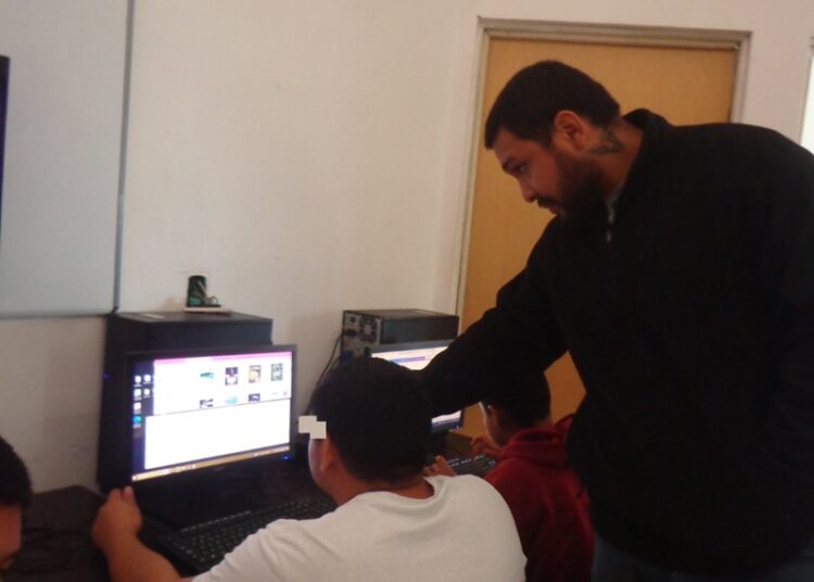 Forman ITACE y DEMA adolescentes como creadores de contenido digital