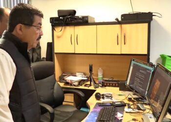 Incorpora UAT tecnología de vanguardia en pruebas vocacionales para estudiantes de bachillerato