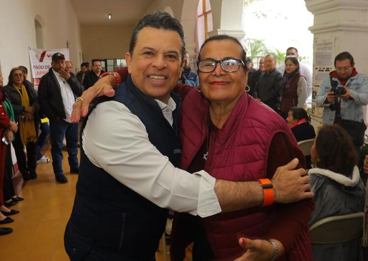 Invita Lalo Gattás a cumplir con el impuesto predial