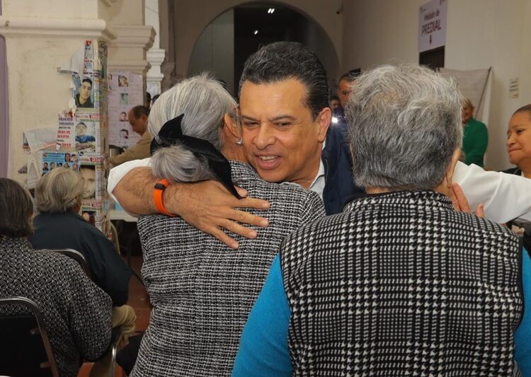 Invita Lalo Gattás a cumplir con el impuesto predial