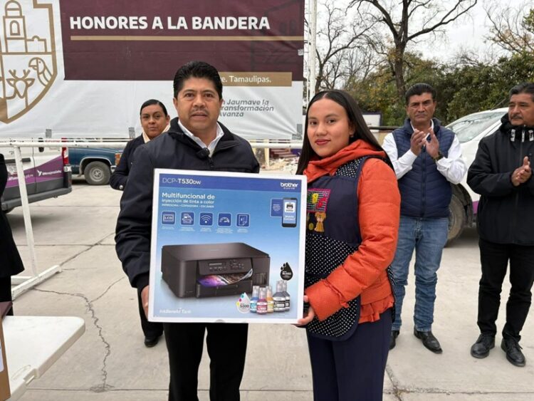 Arnulfo bien con la prensa