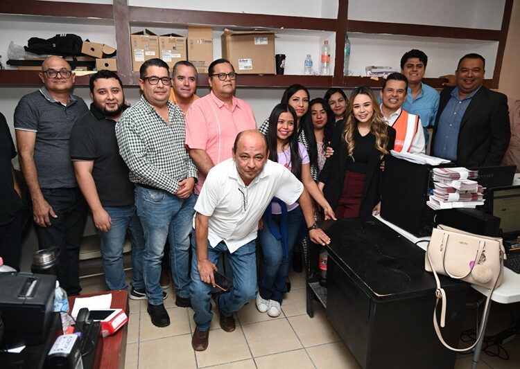 Pide Lalo Gattás a su equipo redoblar esfuerzos a favor de los victorenses