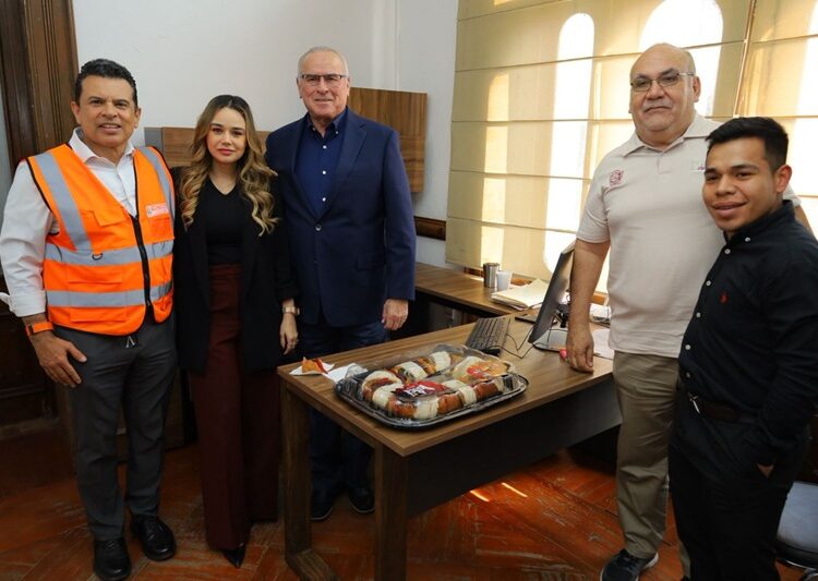 Pide Lalo Gattás a su equipo redoblar esfuerzos a favor de los victorenses